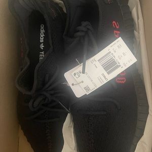 Yeezy 350 bred